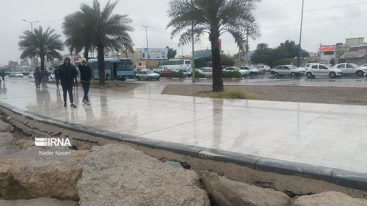 رگبار و رعد و برق در جنوب شرق کشور