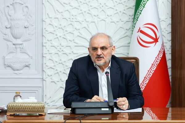 ریشه بسیاری از مشکلات کنونی در کم‌توجهی به آموزش و پرورش نهفته است