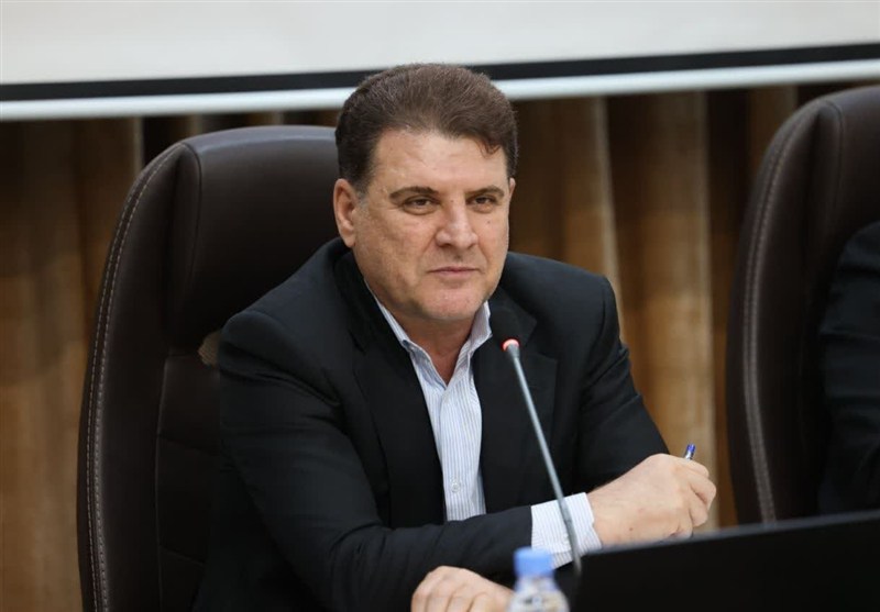 زینی‌وند: فرمانداران و مدیران سیاسی باید گفتمان انسجام را به زبان مردم ترجمه کنند – تسنیم