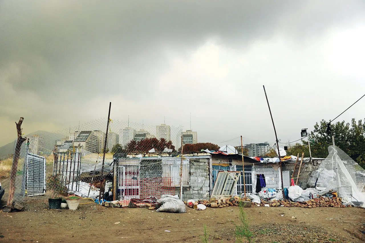 ساخت حیاط تهران در شمال غرب