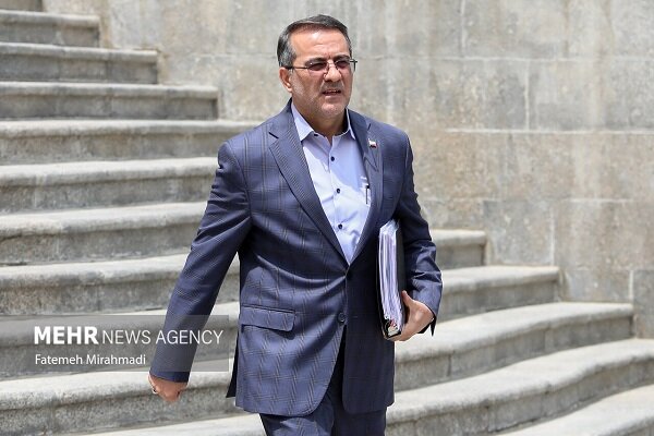 سازمان اداری و استخدامی با سازمان برنامه و بودجه ادغام نخواهد شد