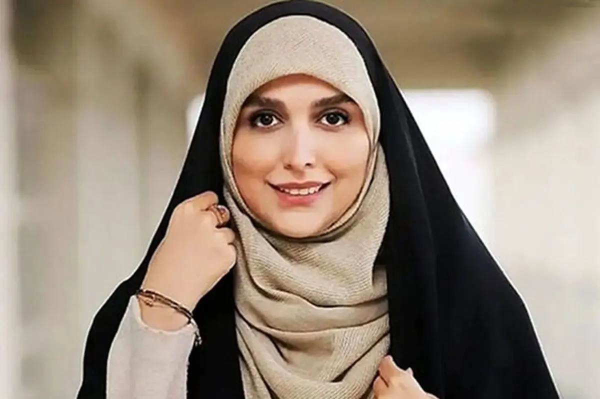 سحر دولتشاهی و مژده لواسانی در پشت صحنه نمایش رامسس دوم+ عکس