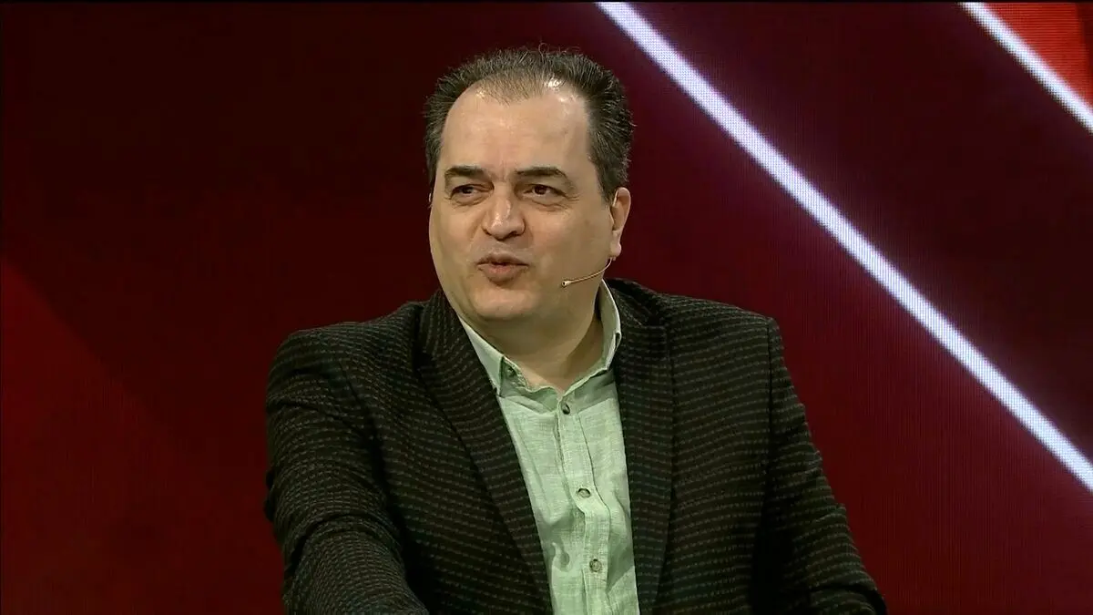 شاهکار گزارشگر استقلال؛ تعریف و تمجید وقتی آنتن هم نداشت! | شاهکار گزارشگر استقلال؛ تعریف و تمجید وقتی آنتن هم نداشت! |