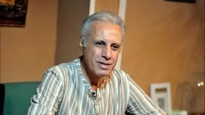 صادقانه از خودت بپرس، من واقعا عاشق خودش شدم؟؛از سری نصیحت های علی فروتن