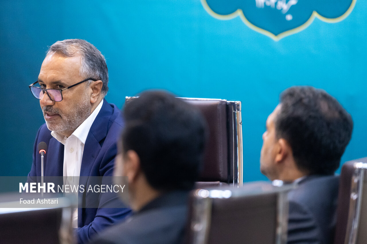 صنعت در و پنجره ایران به خودکفایی رسیده و ظرفیت صادرات دارد