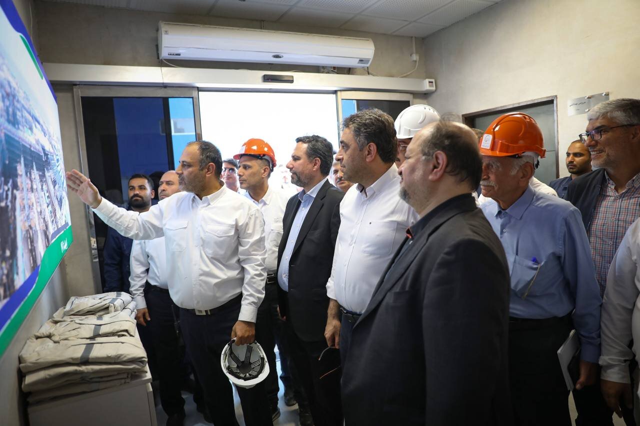 طرح صدف خلیج فارس باید امسال به بهره‌برداری برسد/ حتی یک ساعت هم نباید به هیچ دلیلی وقفه ایجاد شود