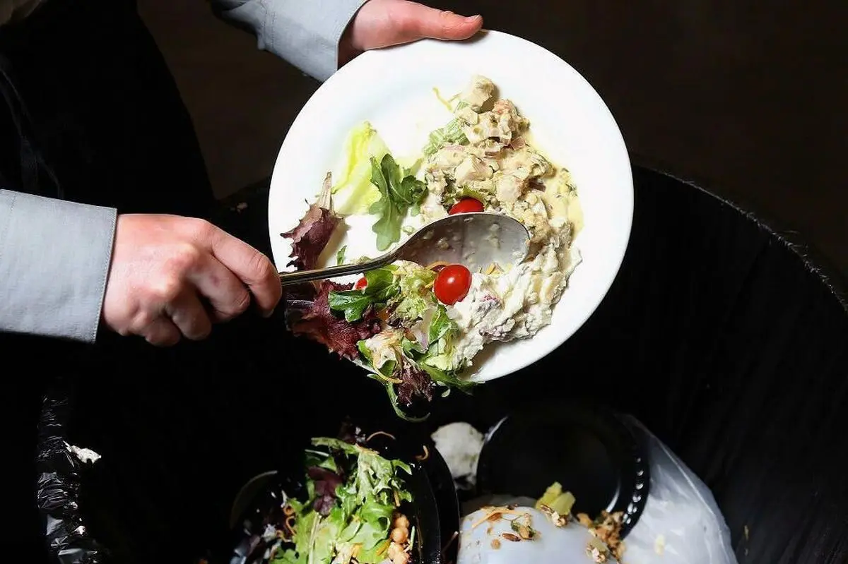 عددی تکان‌دهنده از اسراف غذایی در ایران