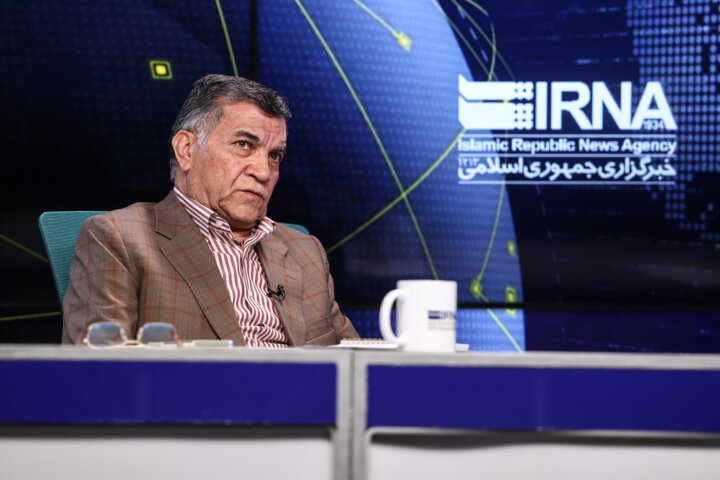 عضو جبهه اصلاحات:  قانون انتخابات مجلس ما بر پایه نظام فردی است/ اجرای نظام تناسبی در انتخابات را باید گامی به جلو دانست