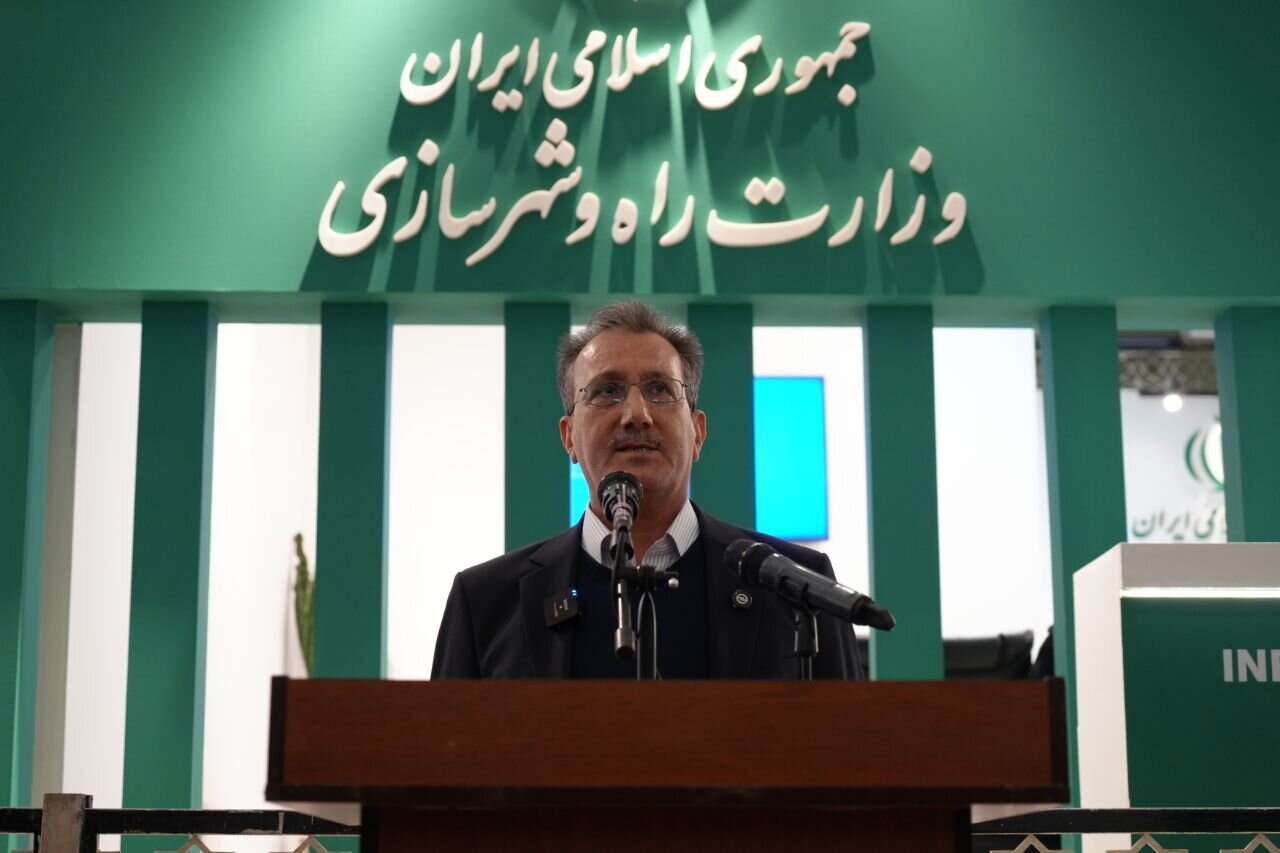 فاز اول پایانه نفتی سپهر خلیج فارس در بندر شهید رجایی افتتاح شد