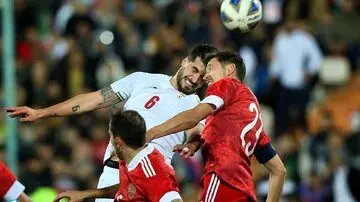 فوتبال‌دستی بازیکنان ایران و روسیه+ عکس