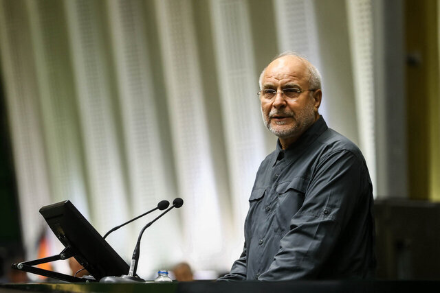 قالیباف: هرکاری که در کشور ناکارآمد شده به خاطر حذف مردم از چرخه کار است/ انتخابات تناسبی باعث افزایش مشارکت مردم می‌شود