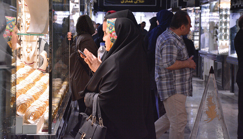 قیمت جدید طلا و سکه ۳ آبان‌ماه ۱۴۰۴/ ریزش قیمت سکه و طلا شدت گرفت