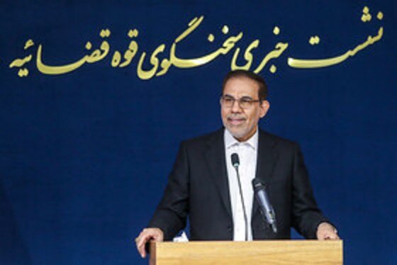 محکومیت سنگین برای جاعلان دست خط رهبری و سران قوا محکومیت سنگین برای جاعلان دست خط رهبری و سران قوا