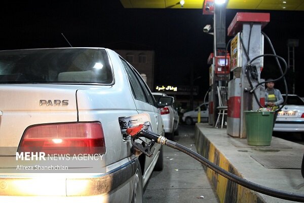 مصرف ۴۰ درصد بنزین کشور در ۵ استان کشور