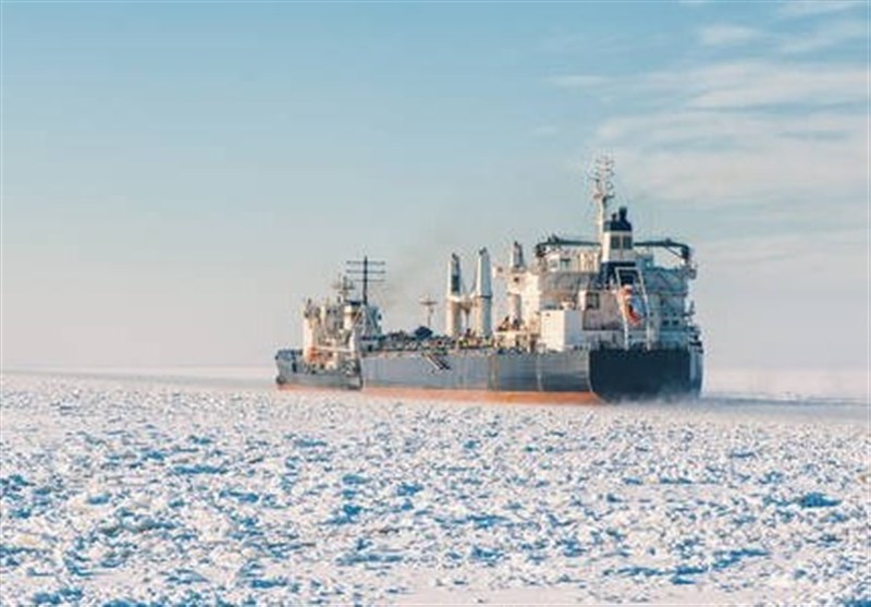 نخستین کشتی باری چین از مسیر «جاده ابریشم قطبی» به انگلیس رسید – تسنیم