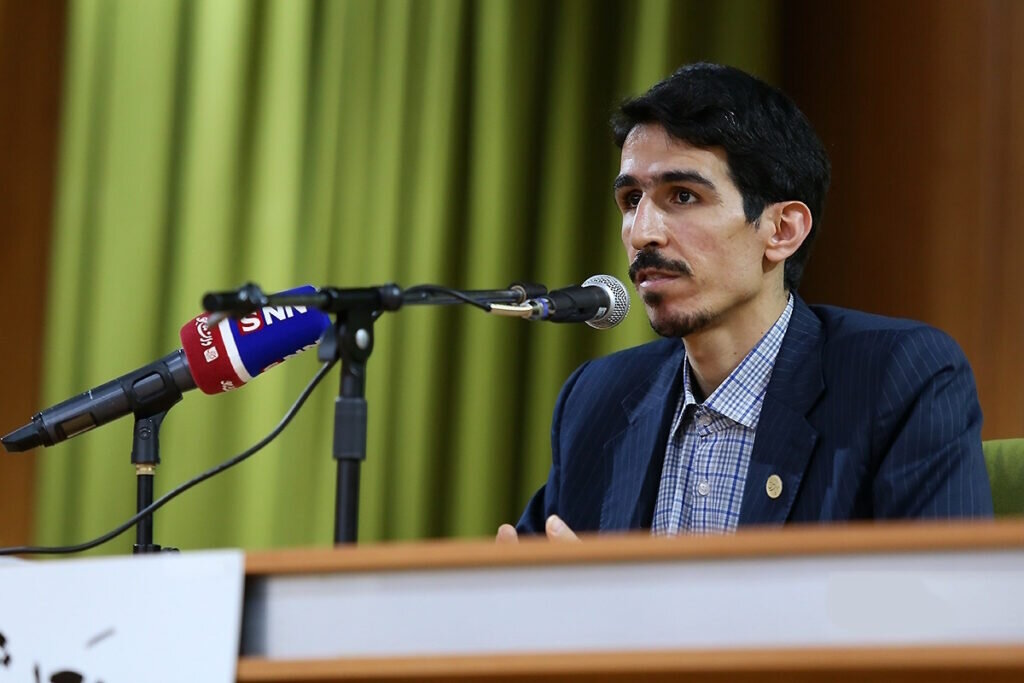 نماینده نزدیک به زاکانی: قطعنامه ۲۲۳۱ هیچ ارتباطی با فروش نفت ایران ندارد/ بازگشت تحریم‌ها علیه ایران صرفا یک ادعا از سوی آمریکا است