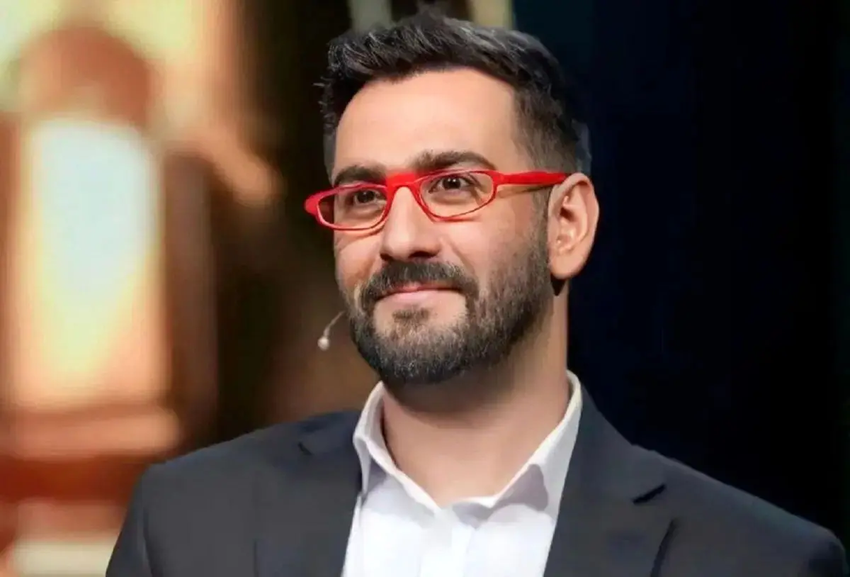 نیما شعبان نژاد در برنامه اش گلزار را مسخره کرد+ فیلم نیما شعبان نژاد در برنامه اش گلزار را مسخره کرد+ فیلم