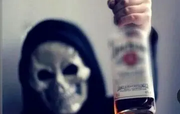 هشدار جدی درباره افزایش موارد مسمومیت با الکل هشدار جدی درباره افزایش موارد مسمومیت با الکل