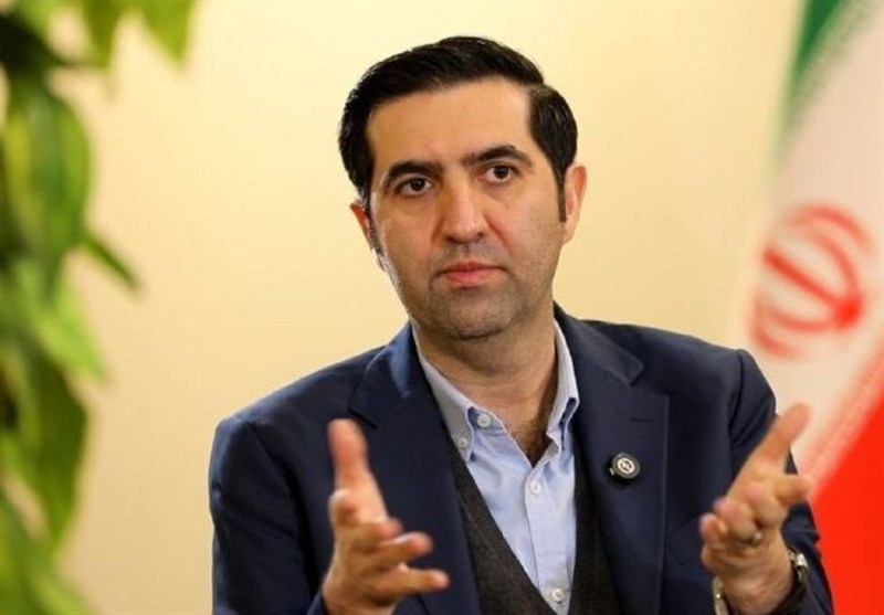 واکنش آجرلو به آذر منصوری: پا روی زمین سیاست ندارید و درام و بعضاً کمدی تعریف میکنید – تسنیم واکنش آجرلو به آذر منصوری: پا روی زمین سیاست ندارید و درام و بعضاً کمدی تعریف میکنید – تسنیم