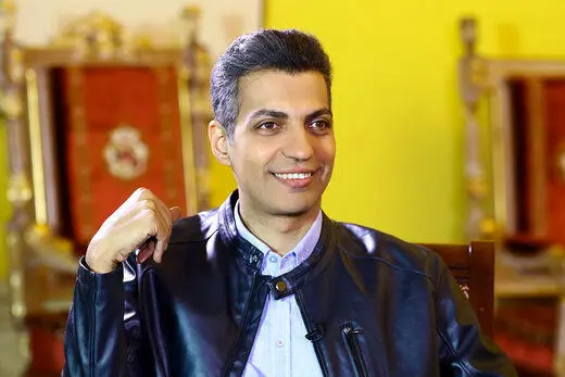 واکنش تند عادل فردوسی‌پور به کری‌خوانی عراقچی +ویدیو