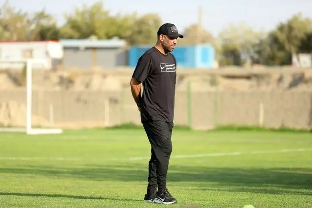 واکنش سیاوش اکبرپور به محکوم کردن استقلال واکنش سیاوش اکبرپور به محکوم کردن استقلال