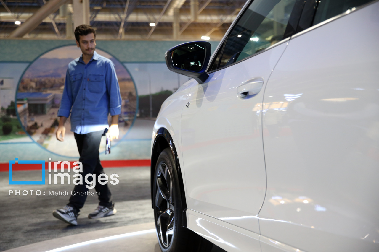 واگذاری یا نظارت؟ مسیر ناهموار خصوصی سازی در صنعت خودرو