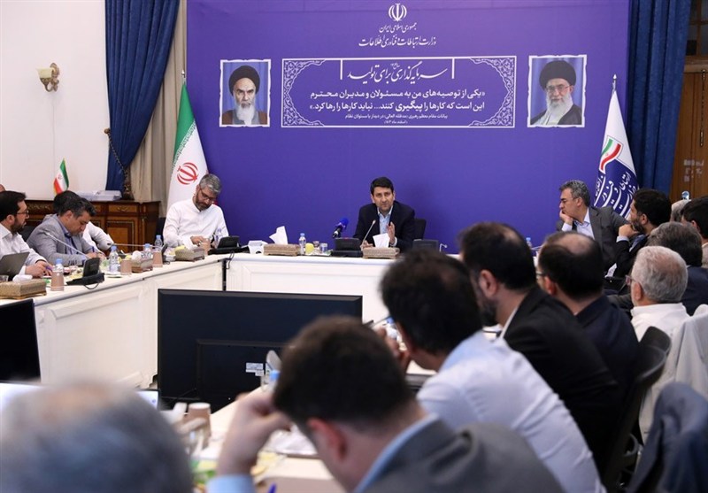 وزیر ارتباطات: اجازه انحصار در پروژه فیبر نوری داده نمی‌شود – تسنیم