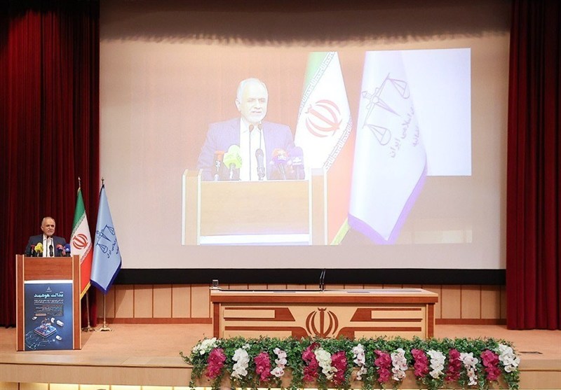 وزیر دادگستری: فناوری برای اجرای حق به کمک قضات آمده است – تسنیم