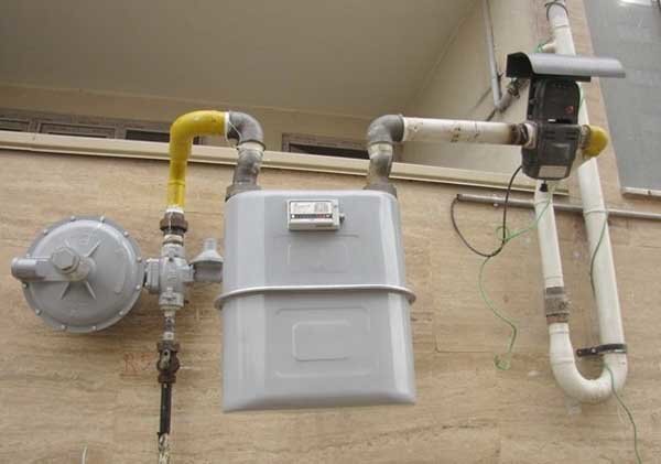 وزیر نفت: تصمیمی برای افزایش قیمت حامل های انرژی نگرفته ایم وزیر نفت: تصمیمی برای افزایش قیمت حامل های انرژی نگرفته ایم