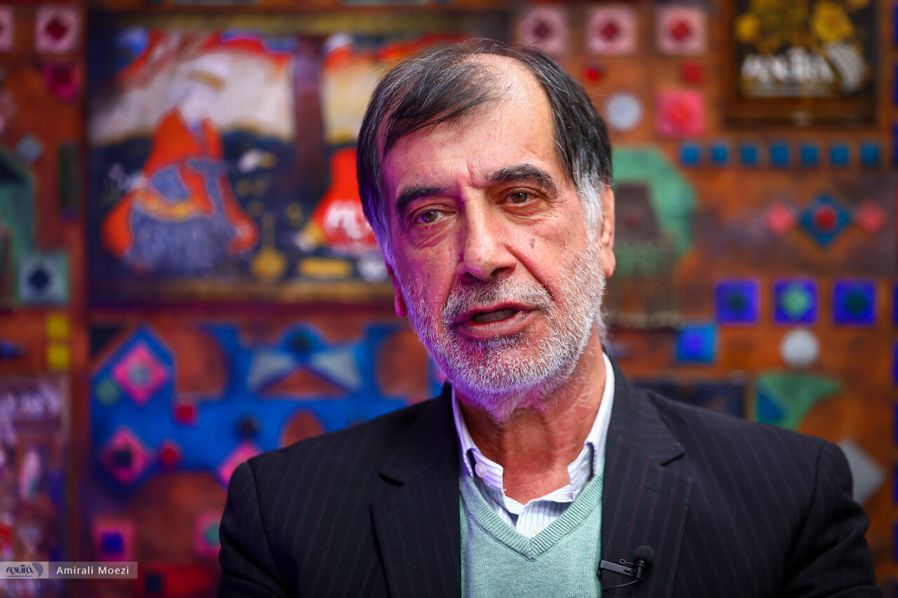 وقتی باهنر در اولین نطق دوران نمایندگی اش به میرحسین موسوی تاخت