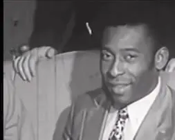 وقتی پله اسطوره فوتبال برزیل، در سال ۱۹۷۲ به تهران آمد + ویدیو وقتی پله اسطوره فوتبال برزیل، در سال ۱۹۷۲ به تهران آمد + ویدیو