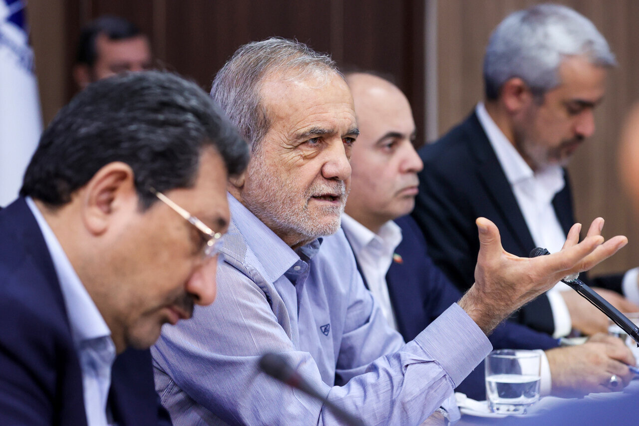 پزشکیان: دیپلماسی اقتصادی با همسایگان مرزی فرصت است