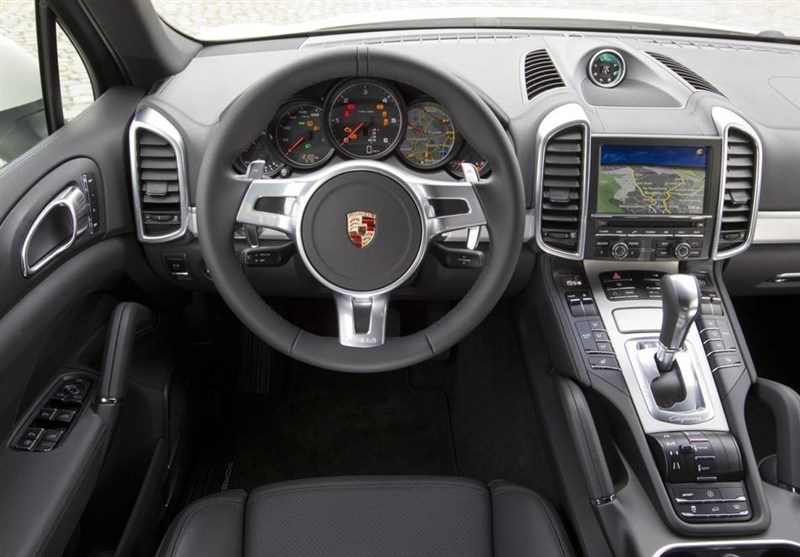 پورشه با عقب‌گرد به‌سمت خودروهای بنزینی یک‌میلیارد یورو ضرر کرد – تسنیم