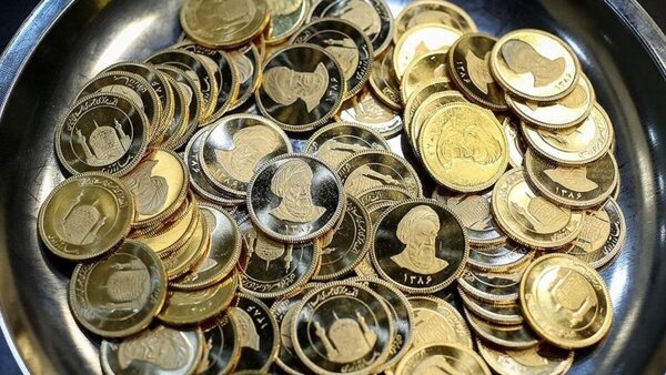 پیش‌فروش متفاوت سکه؛ این بار قیمت را مردم می‌گویند!