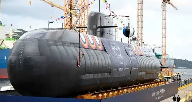 کره جنوبی از زیردریایی تهاجمی بومی جدید رونمایی کرد+ عکس