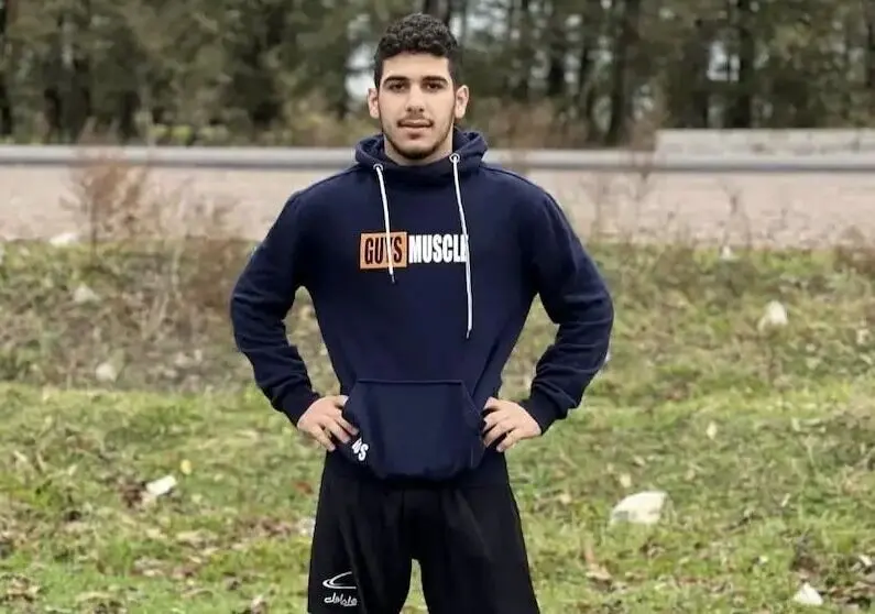 کشتی گیر 18 ساله  حین تمرین درگذشت کشتی گیر 18 ساله  حین تمرین درگذشت