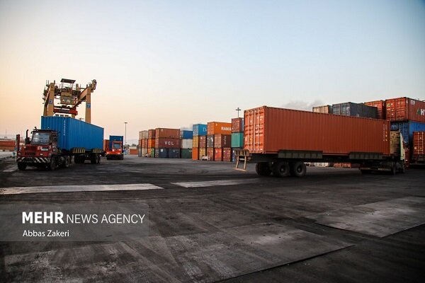بیش از ۲۰ نهاد در ترانزیت دخیل‌اند؛ گره کور اداری مانع جهش تجارت ایران