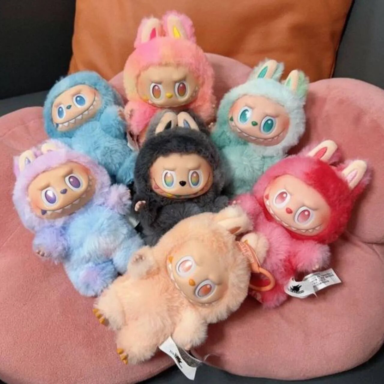 ۱۰۰ میلیارد تومان گردش مالی برای یک عروسک تقلبی/ از هنگکنگ تا تهران؛ سفر یک هیولای بامزه ۱۰۰ میلیارد تومان گردش مالی برای یک عروسک تقلبی/ از هنگکنگ تا تهران؛ سفر یک هیولای بامزه