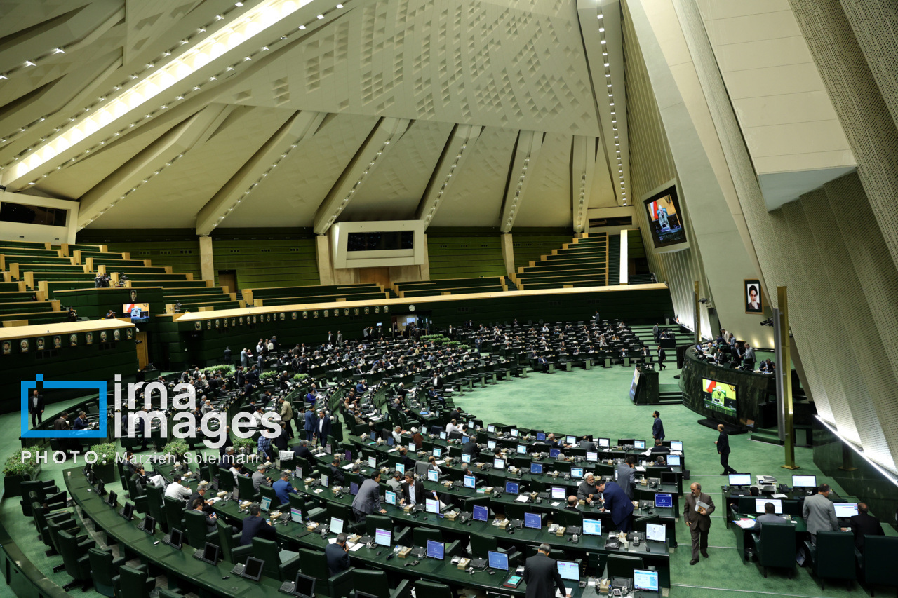 ۹ وزیر در کمیسیون‌های مجلس به نمایندگان پاسخ می‌دهند