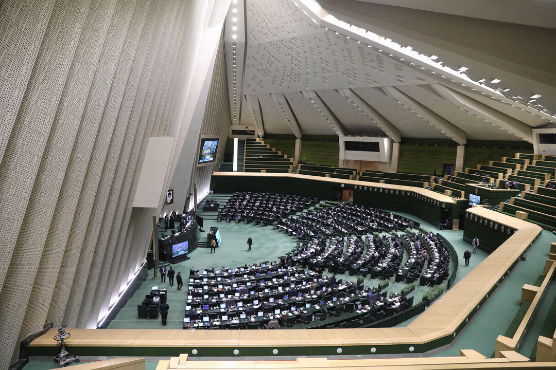 صفحهٔ درخواستی شما یافت نشد.