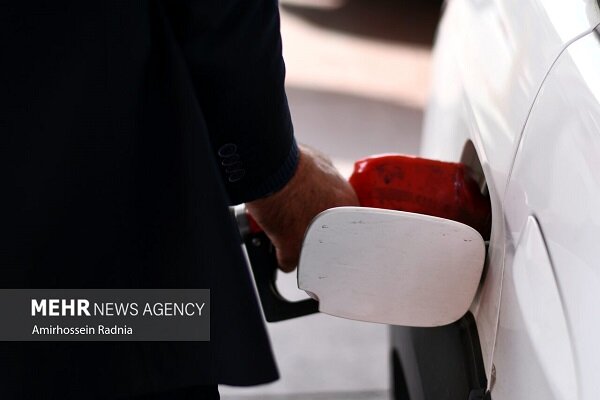 تعیین نرخ سوم بنزین منطقی است اماچرا سهمیه نوشمارهها حذف شد؟ تعیین نرخ سوم بنزین منطقی است اماچرا سهمیه نوشمارهها حذف شد؟