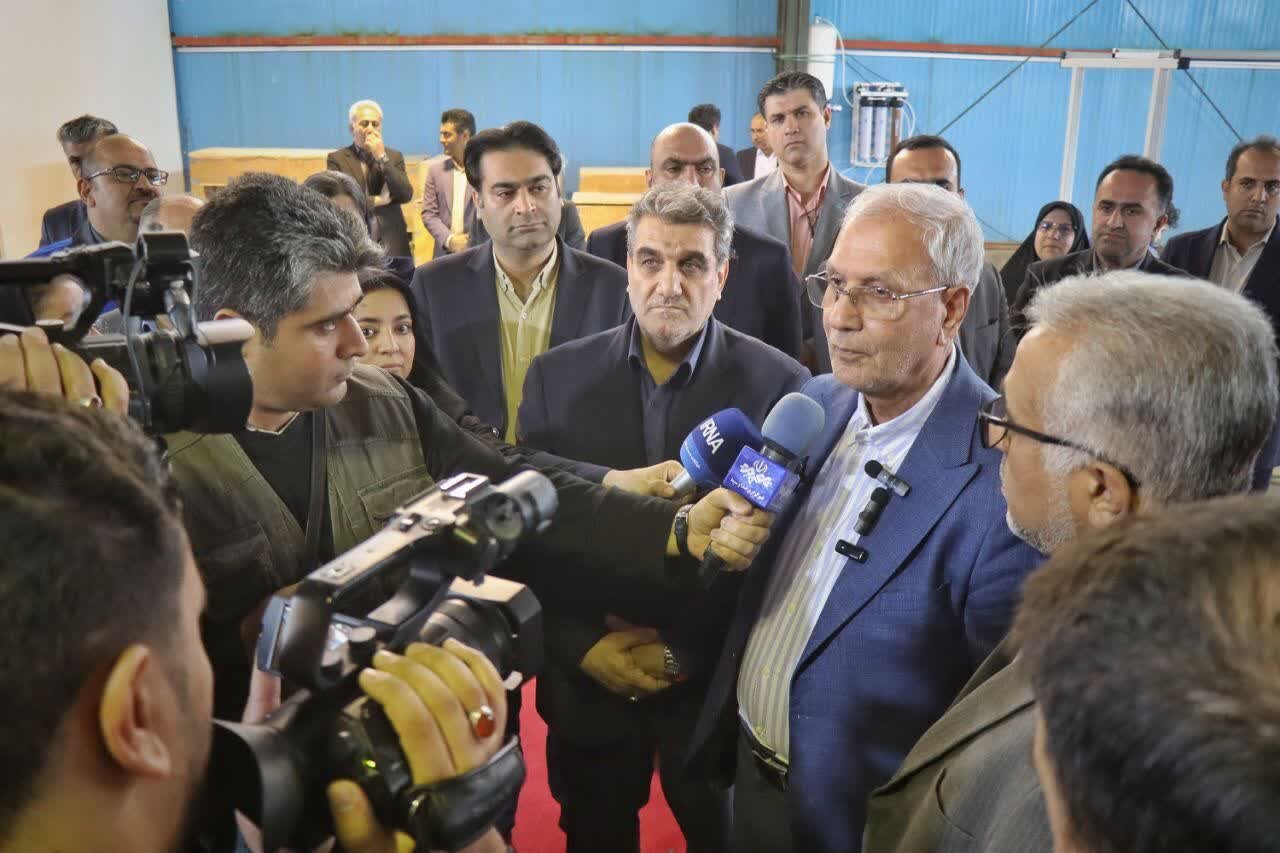 ارزیابی مثبت دستیار رئیس‌جمهور از محدودیت‌ها در واردات فناوری