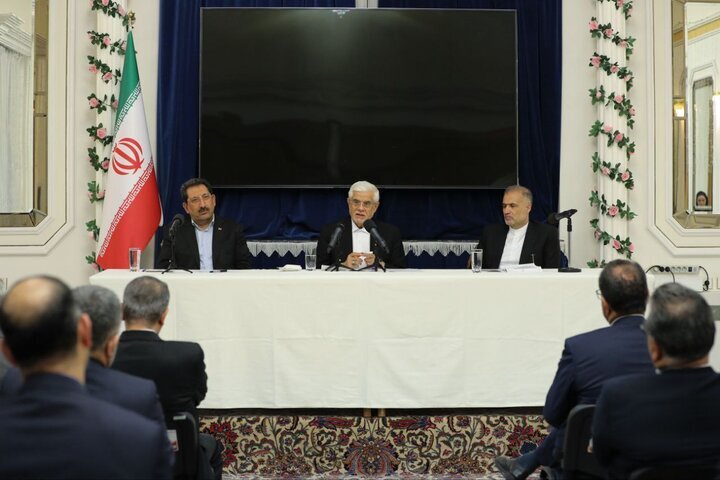 اعلام آمادگی دولت برای اصلاح مصوبه بنزین به نفع مردم اعلام آمادگی دولت برای اصلاح مصوبه بنزین به نفع مردم