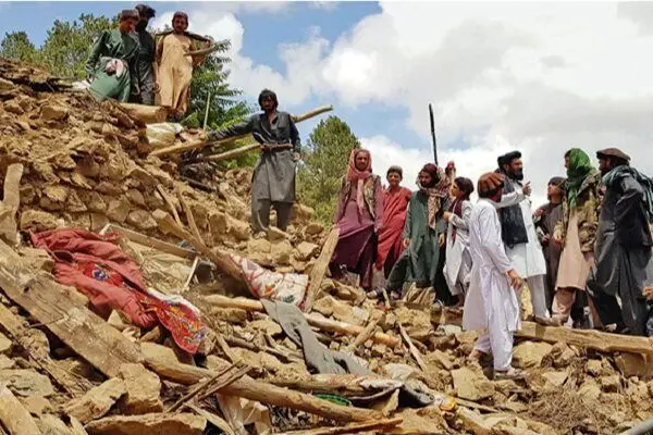 ایران به داد افغانستان رسید ایران به داد افغانستان رسید
