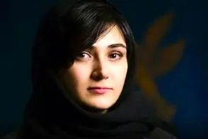 باران کوثری در ۱۲ سالگی با یک چادر خیلی بامزه!/ویدیو