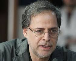 «بازخوانی اشعار مولانا با صدای دکتر عبدالجبار کاکایی در برنامه پرسوناژ»+فیلم «بازخوانی اشعار مولانا با صدای دکتر عبدالجبار کاکایی در برنامه پرسوناژ»+فیلم