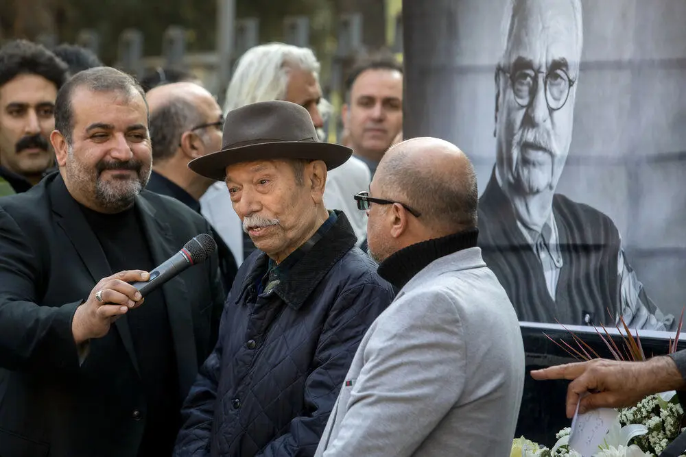 بدرقه مرد تئاتر ایران؛ هادی مرزبان به خانه ابدی رفت بدرقه مرد تئاتر ایران؛ هادی مرزبان به خانه ابدی رفت