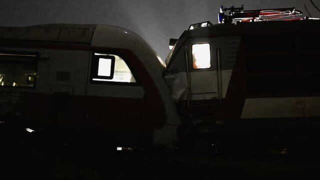 برخورد دو قطار حادثه ساز شد برخورد دو قطار حادثه ساز شد