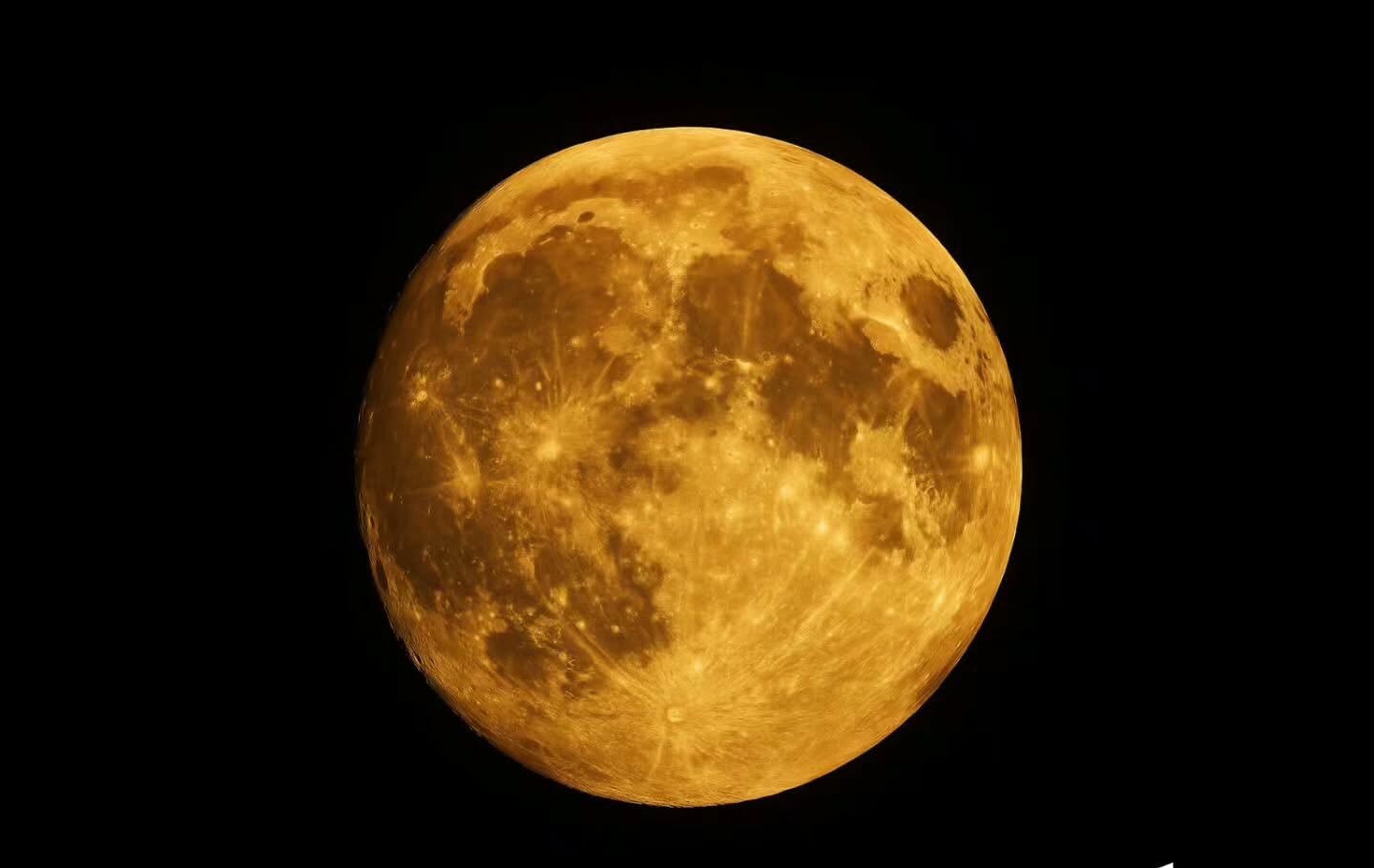 بزرگترین و درخشان ترین ابرماه امسال را از دست ندهید!