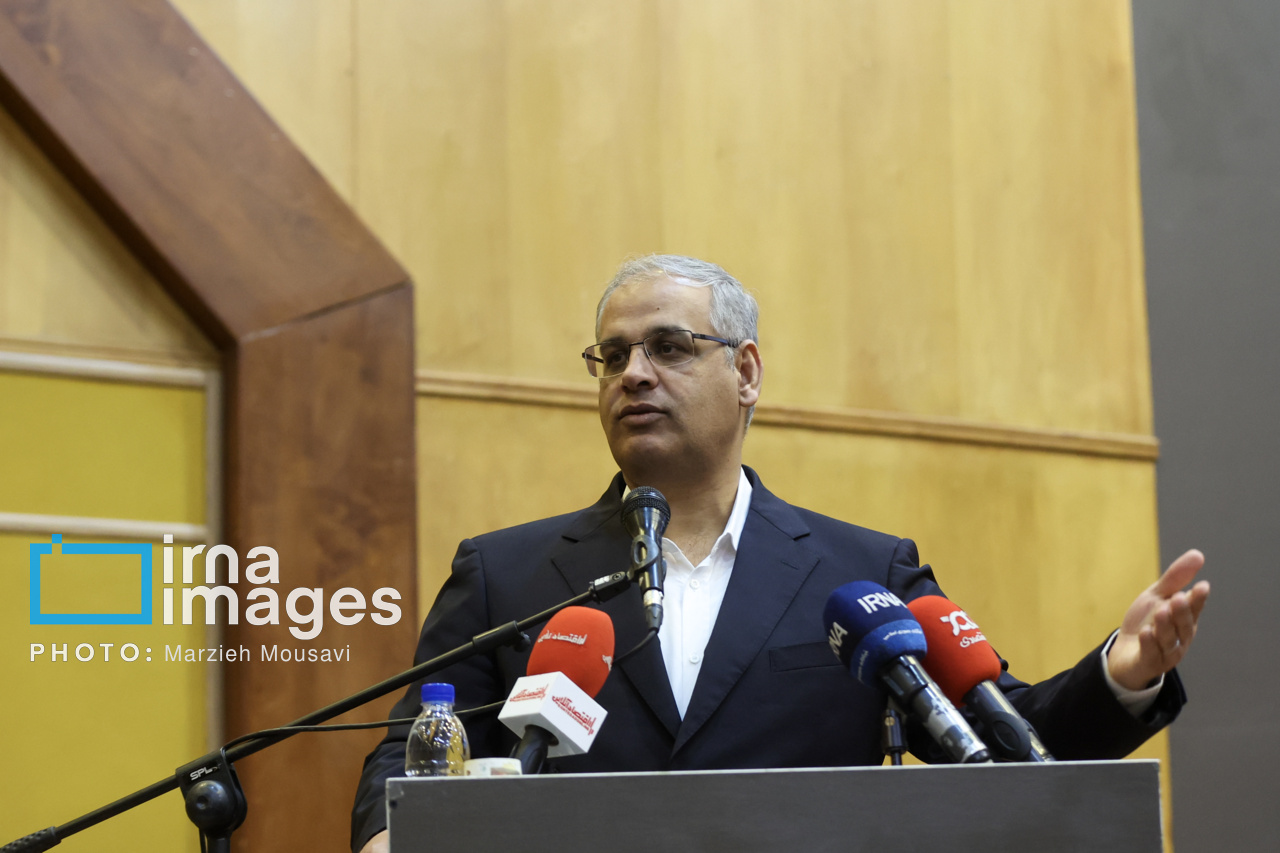 بیش از ۳۰ درصد نیروی کار رسمی متولد دهه ۷۰ به بعد هستند